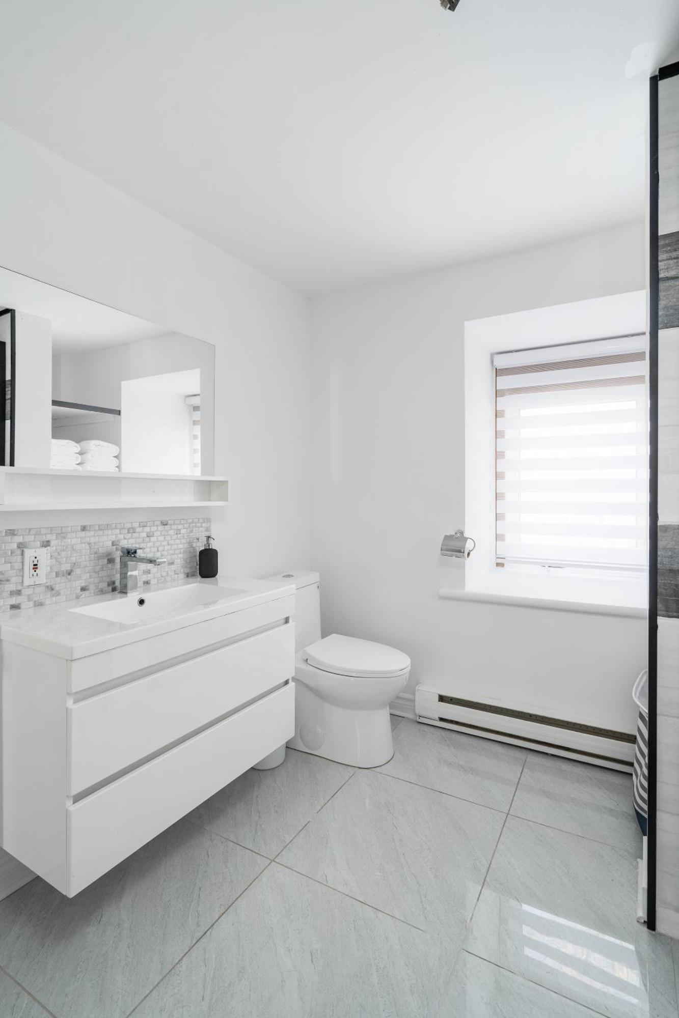 Centennial 6-Bedroom Waterfront Palace Sleeps 14 Montreal Exterior foto